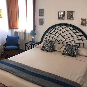 Stanza Indipendente Super Arredata Centrale E Luminosissima Casa vacanze